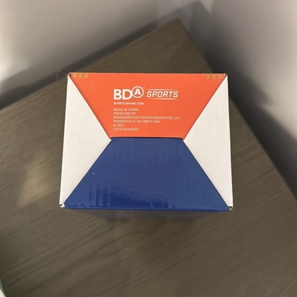 BRAND NEW IN BOX! New York Islanders Butch Goring 50th anniversary BobbleHead - Picture 6 of 7